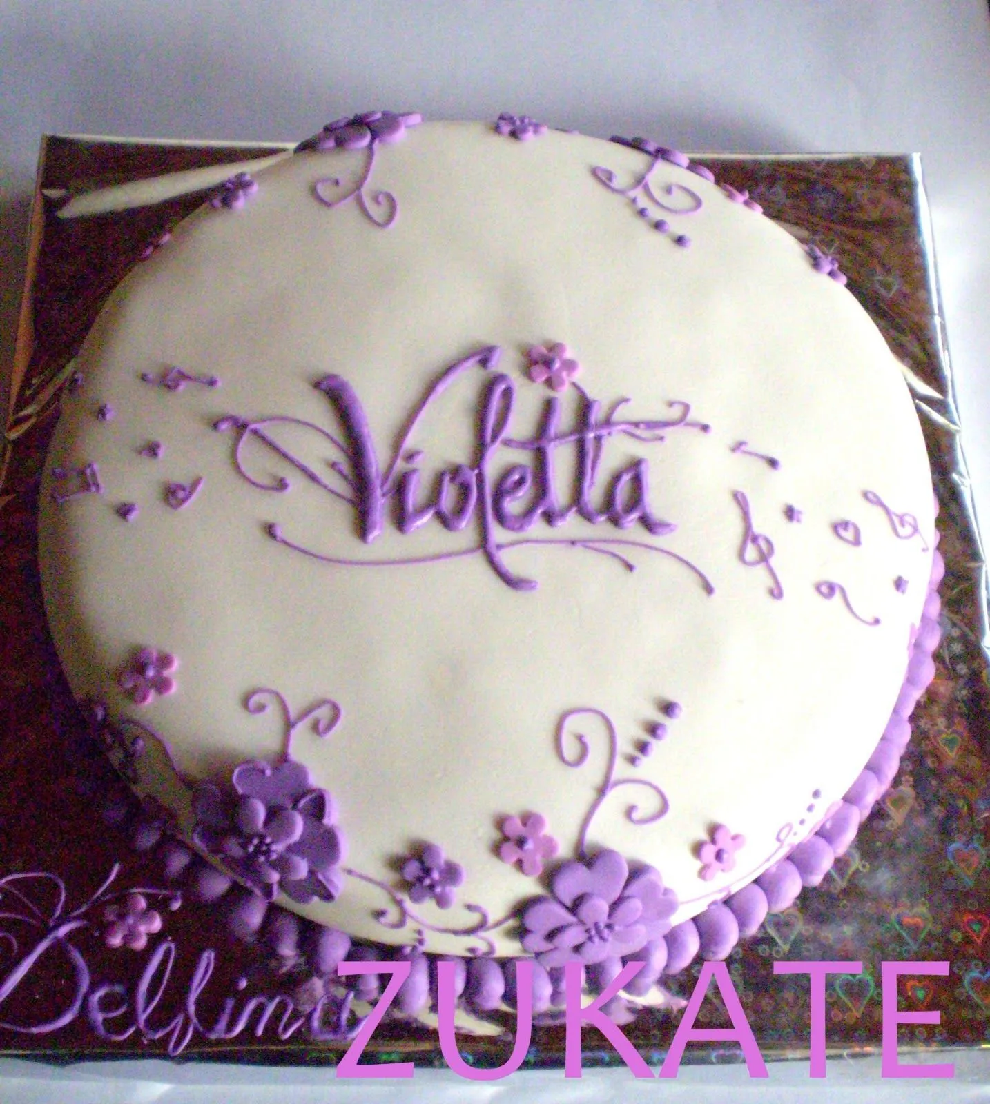 ZUKATE: TORTA DE VIOLETTA